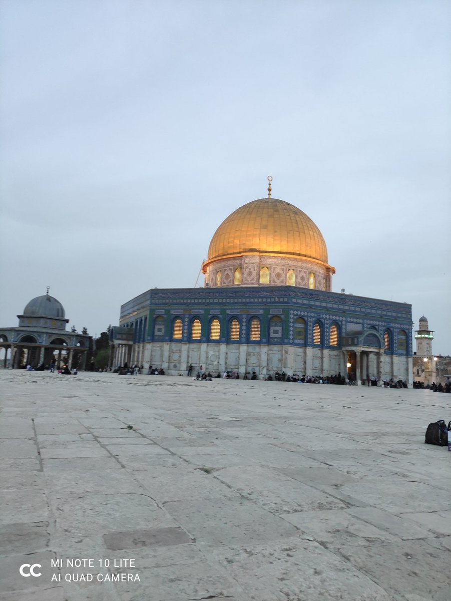 بسم الله على أرضنا وقدسنا وأقصانا، فالله خير حافظا وهو ارحم  الراحمين يا رب يا رب سلم حسبنا الله ونعم الوكيل
استودعناك يا الله اهلنا وأقصانا وقدسنا.