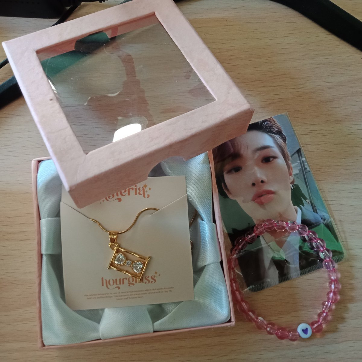 PR0DBYCHOI's tweet photo. AAAA IT'S HERE>< THANK YOU SO MUCH @sugarandspiceph!!! I LOVED IT❤️
#SASFeedbacks https://t.co/5R0xhJJS0L