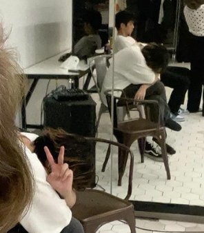 Xx3rd8's tweet photo. ขออภัยในความล่าช้า😹😹
ใน1รูป เราจะโฟกัสคนละที่😹 https://t.co/F97Bn2LUAi