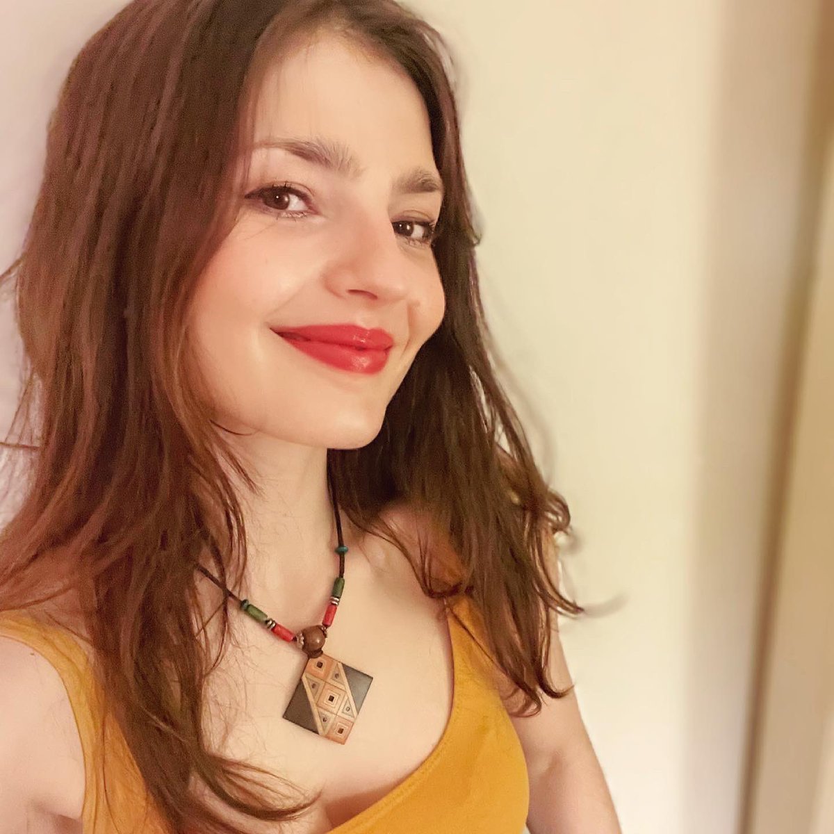 Good mornin‘ 🤩☀️♥️ weekend was amazing! Friday on the turnies with Selecta Kärr from Blockbustersoundsyste,  yesterday on the regular date @ vinyl shell down. BIG UP Selecta Kärr, it was sooo lit 🔥 thank you mi baddest chat and Follower ♥️ #twitchtv #dj