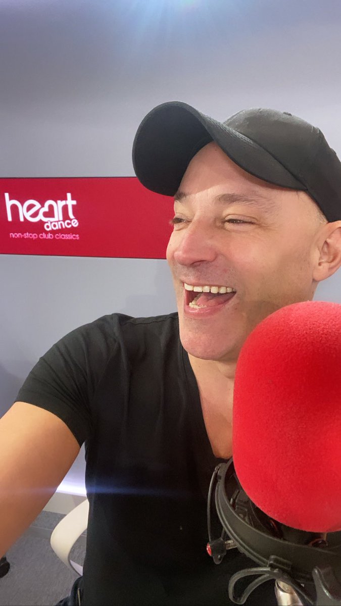 tobyanstis's tweet photo. Morning all!
Come and join me for @heartdance breakfast on @GlobalPlayer #dab #alexa “play Heart Dance”

We’ll make Monday feel like Friday🙌 https://t.co/ofbhTHf4Di