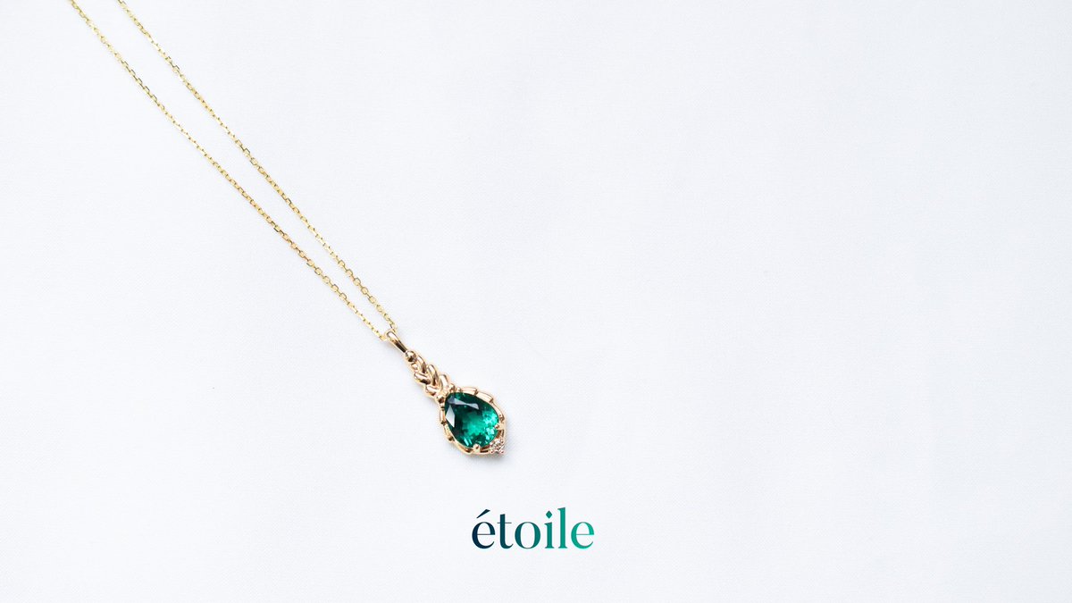 etoilestellar's tweet photo. 바이런 + 꼬냑 다이아몬드 14k💚

어머님께 선물로 드릴 목걸이 주문제작을 맡겨주셨어요☺️
고객님의 이야기와 요청사항에 맞추어 밧줄을 메인 모티브로 깔끔하고 우아하게 디자인을 잡았습니다

주문 감사합니다❤️ https://t.co/9BirxoLsEG