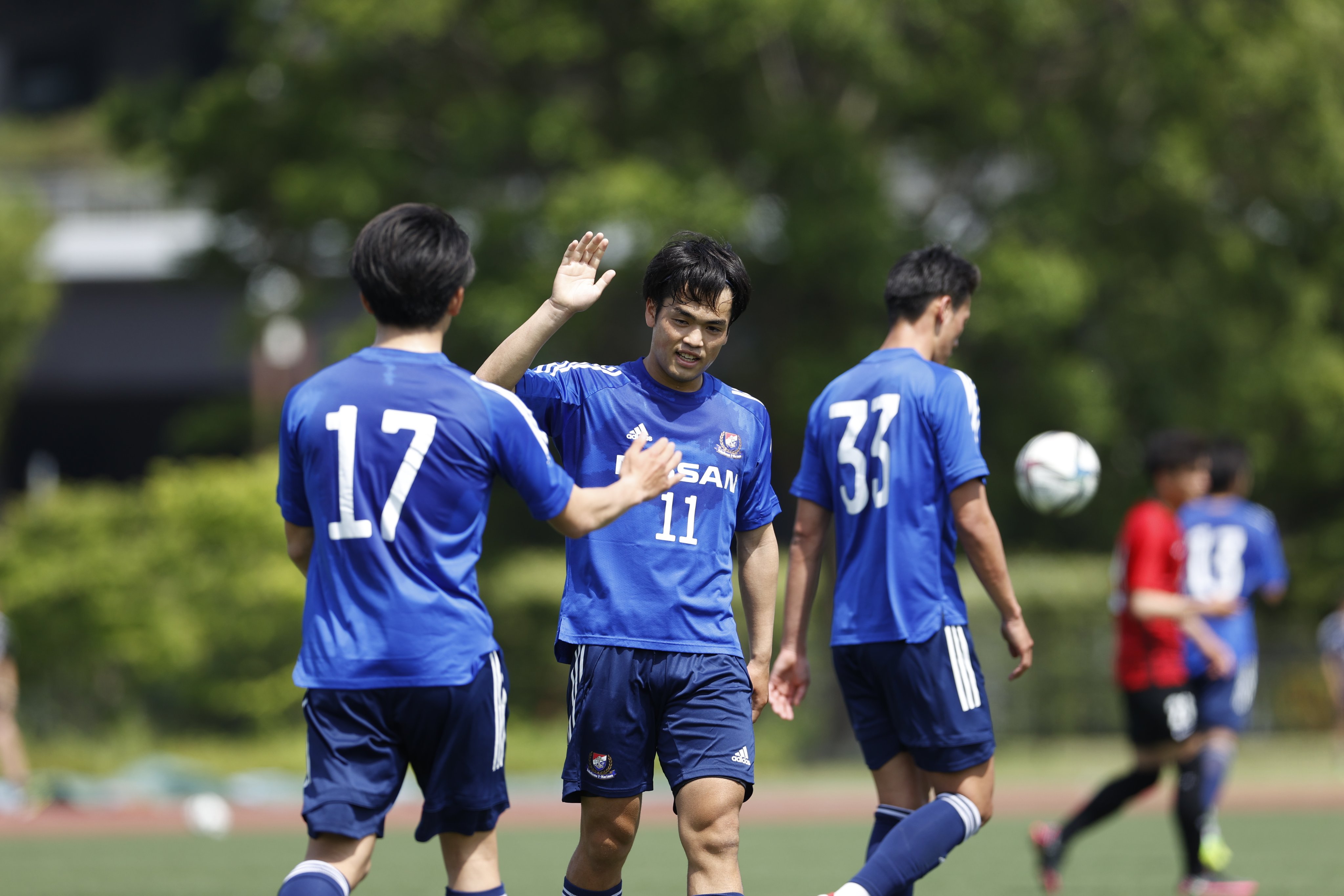 関東学院大学サッカー部 Jエリートリーグ 第2節横浜f マリノスvs浦和レッズに 関東学院大学サッカー部の村上悠緋 大谷室蘭 と狩野海晟 モンテディオ山形 ユース と橋本丈 興國高校 がf マリノスのチームで出場しました 今節も監督は弊部総監督でも