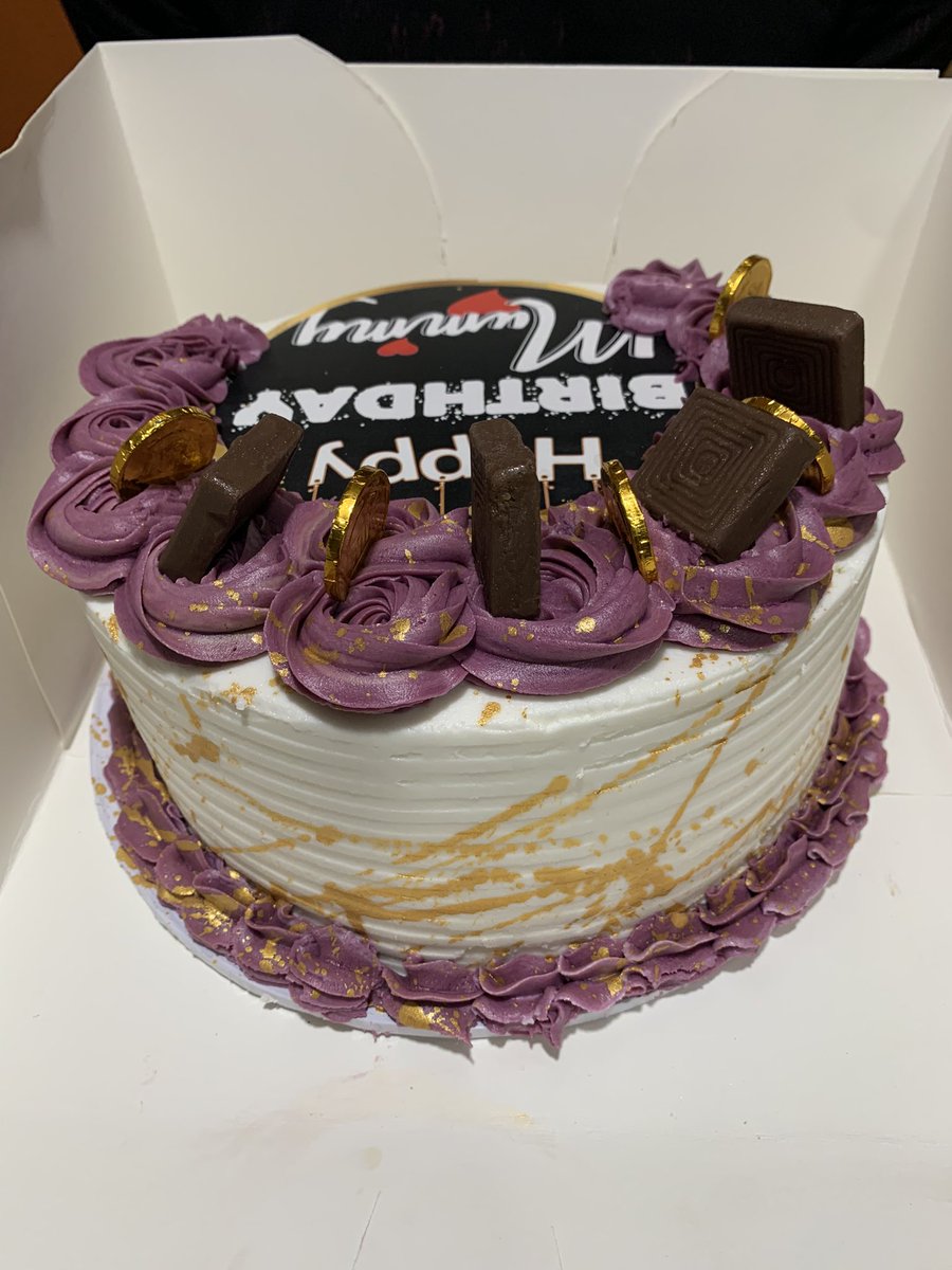 CAKES IN LAGOS PBD/1096 tweet media