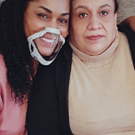 #vaccinationdone✔️ 
Now OWT and about  with family for #mothersday Beautiful thing, when your oldest has you over to their house for dinner. God is good!  Wishing everyone a Happy Mother's Day!
#michellesheltonhuff
#motherandsons
#happymothersday
#actorslife #sagaftra