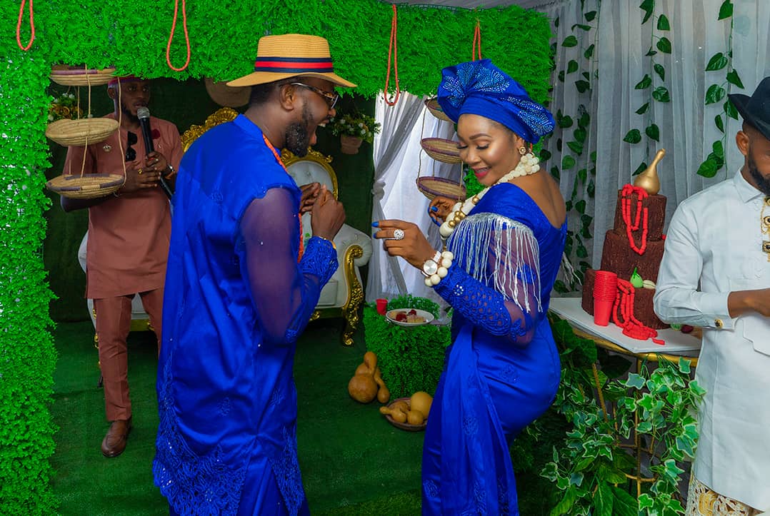 BGLcc's tweet image. This is a Monday Morning reminder that we can get you that bespoke event you want, tailored to fit your desires.

Contact BGL today. 

Happy New Week! 🤩