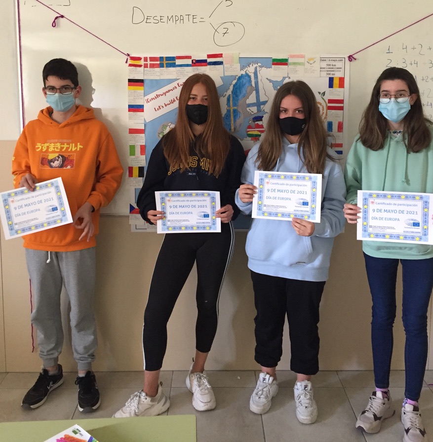 Colegio Reparadores Puente la Reina tweet media