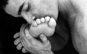 Stout_Besigheid's tweet photo. Happy #OneDayWithoutShoesDay https://t.co/uX3jGHtqy9