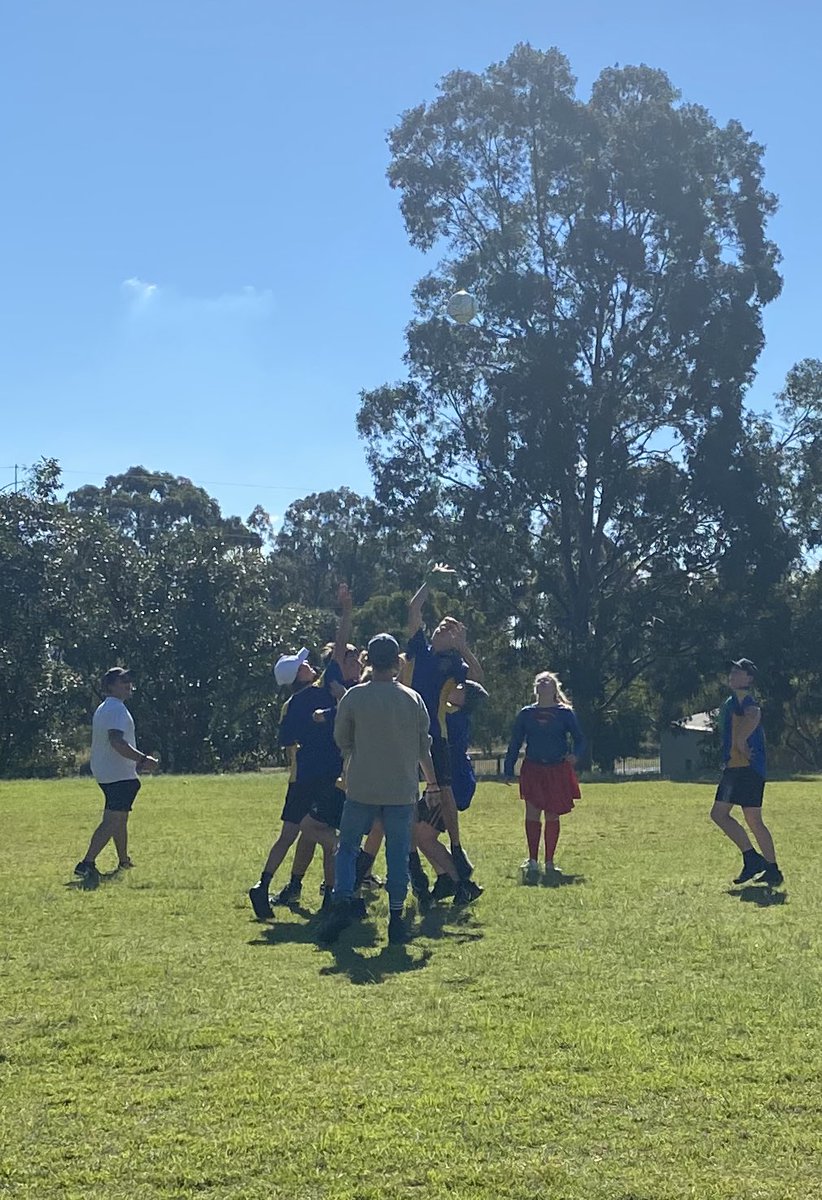 Utilising cross KLA experts for a Yr 8 QUEST Hook event. Team Lifestyle delivering some Indigenous games for Yr 8 today 
<a href="/KKHSprojectNEST/">KKHSprojectNEST</a>