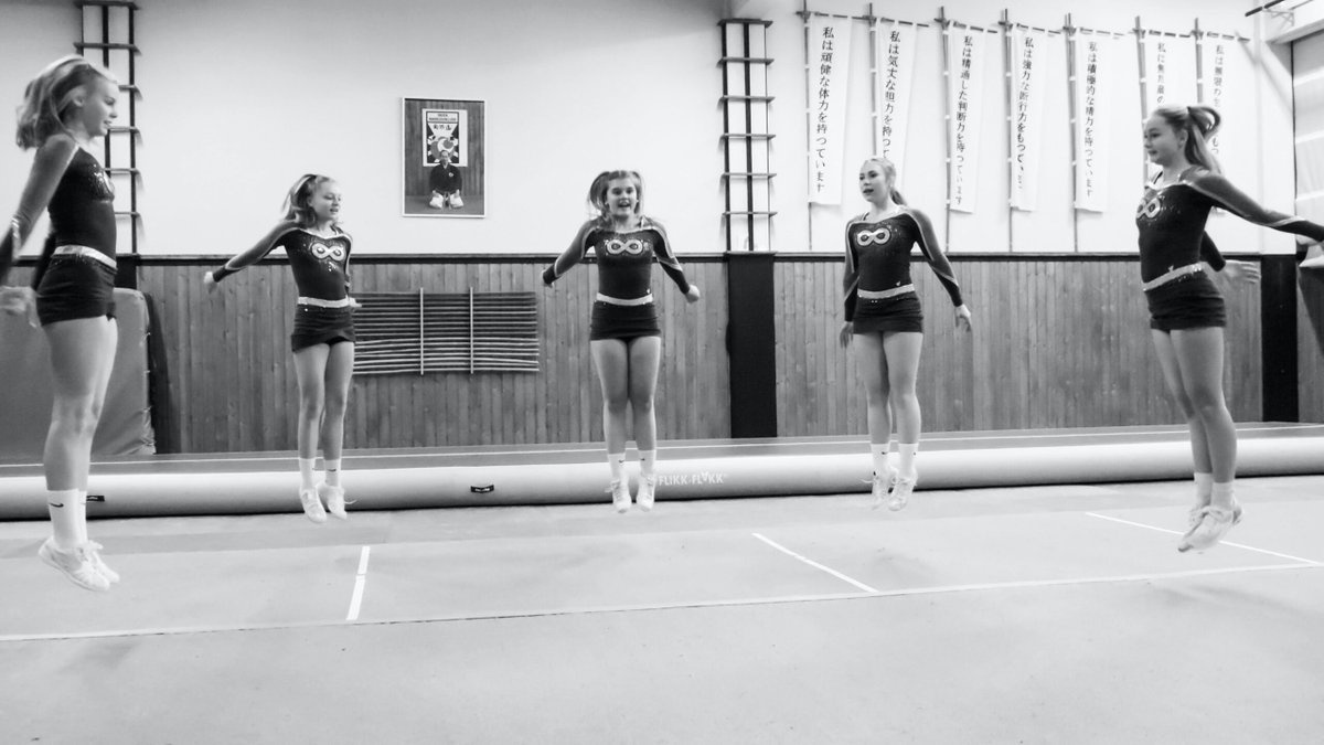 L'Indiependente tweet media