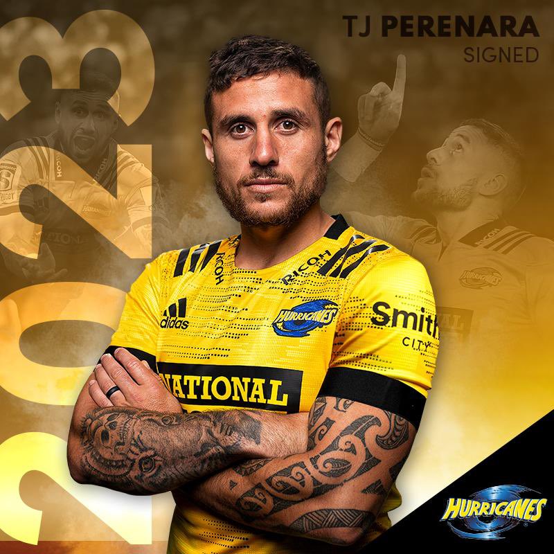 ラグビー　Hurricanes TJペレナラ選手サイン入りジャージ サイズM ラグビー Hurricanes TJペレナラ選手サイン入りジャージ サイズM 2025