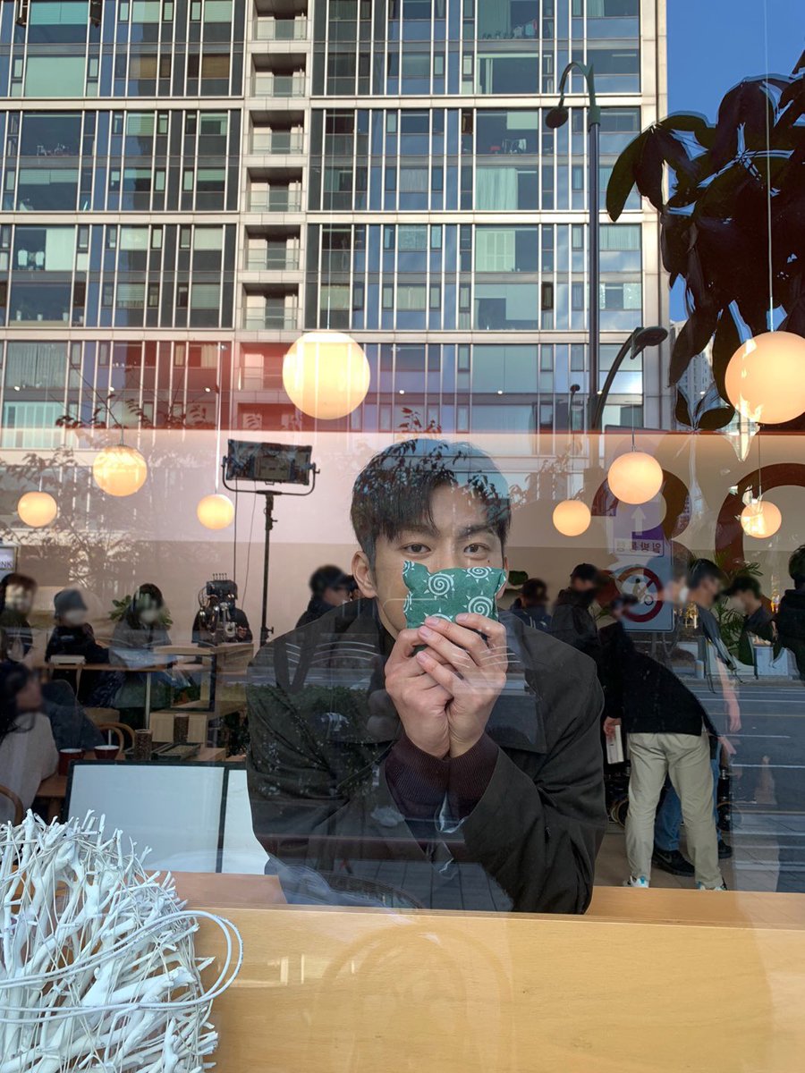 [#PHOTO]
오늘이 바로 #멸망 D-DAY✔️
비주얼 익사이팅 그자체😱
오늘부터 월,화는 멸망이와 함께☄️
빨리 밤 9시 되라⏰