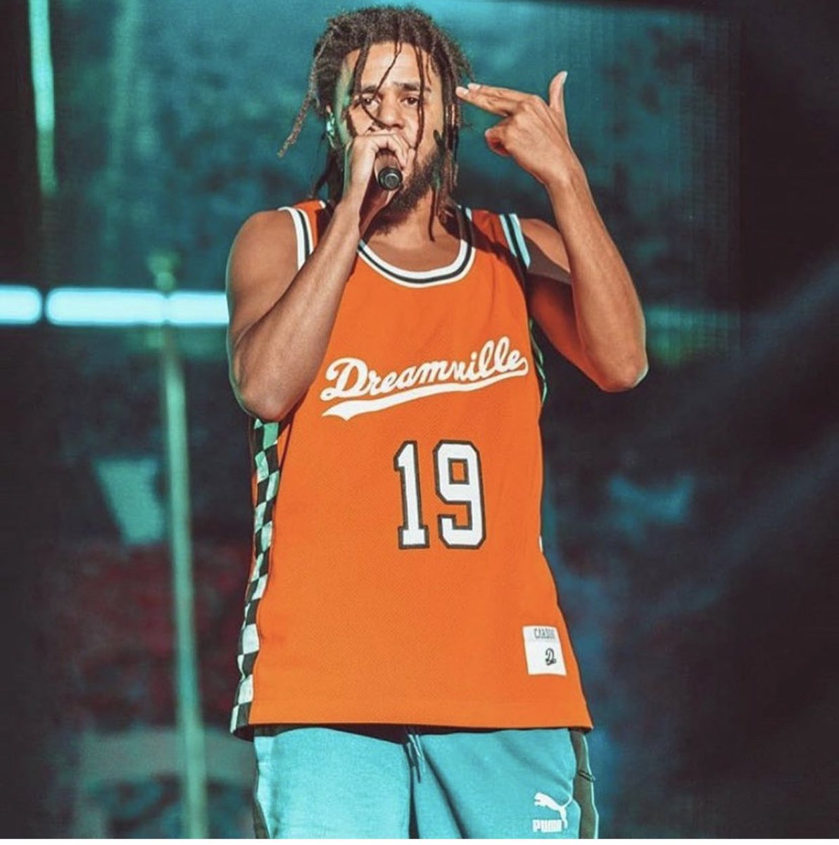 Click Media Productions tweet media