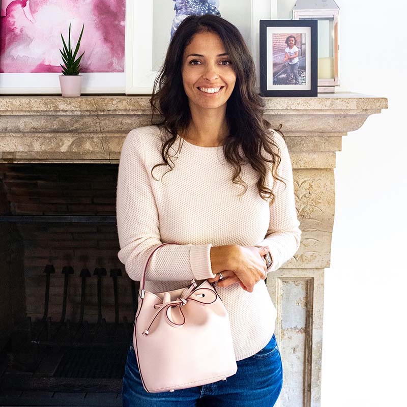 AlexdeCurtis's tweet photo. Hi! If you've purchased our shoes or handbags I'd love to hear your feedback. Please post a review to our profile. Thanks! 
https://t.co/ZZF8NWwySH https://t.co/StLwN3l1Gr