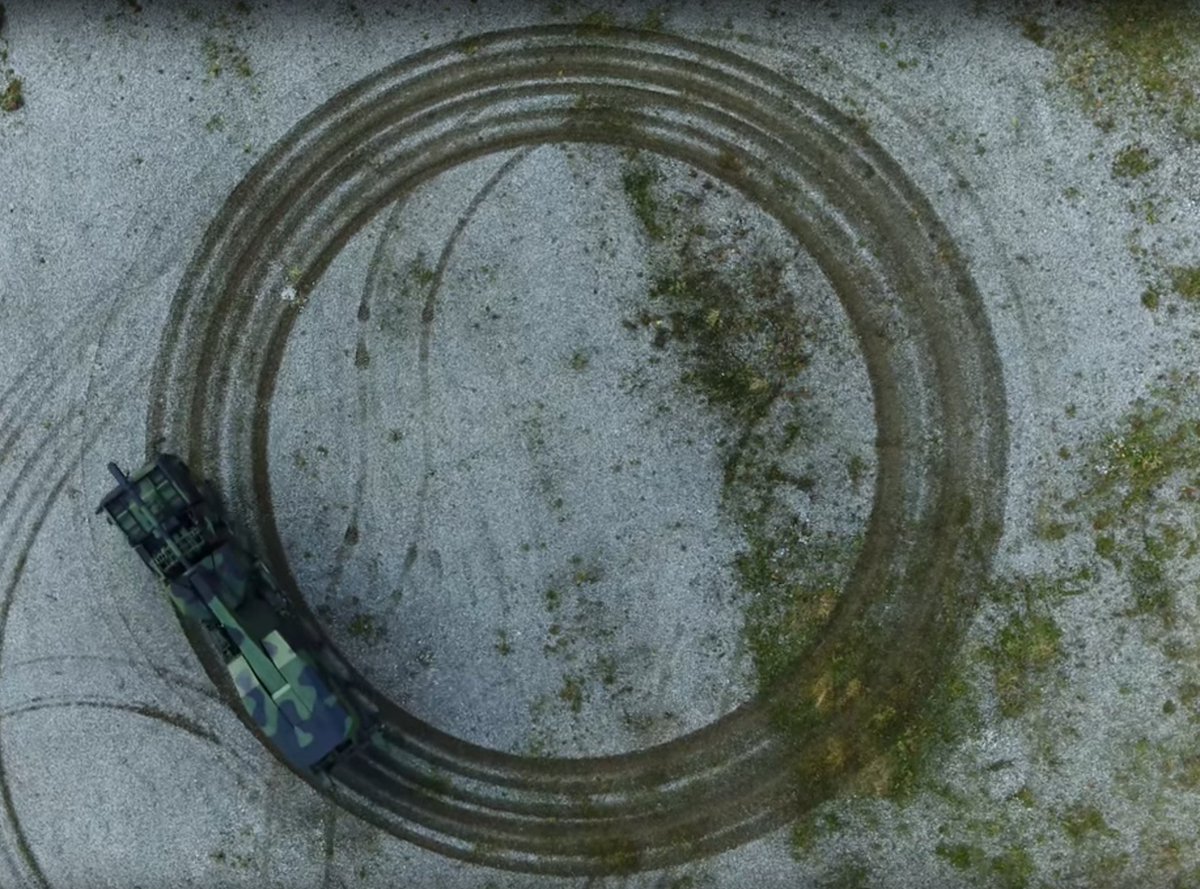 Note in the various promo videos that the 8x8 is sporting 3-axle steering (1st, 2nd and 4th axles), also available on the 10x10 too.