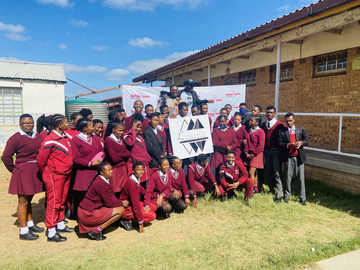 Please help buy these children TEXTBOOKS!
#BuyAChildABook
#DalubuhleMatric21