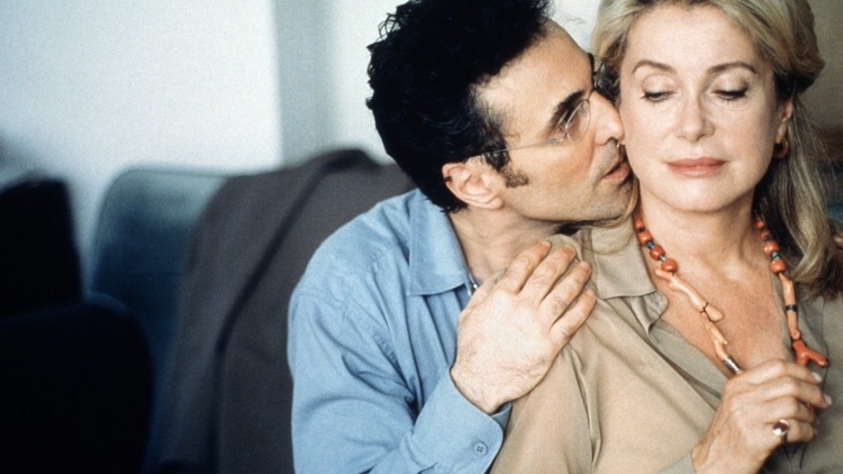 If you’re looking for 🇫🇷 films to watch online, don’t miss Tonie Marshall’s Au Plus Près du Paradis, starring Catherine Deneuve 📺 ✨

📽 It's available to watch #OnDemand on @TV5MONDEPLUS

👉 Link in @TV5MONDEPLUS bio. 🇫🇷

#TV5MONDE #FrenchCinema #WatchOnDemand