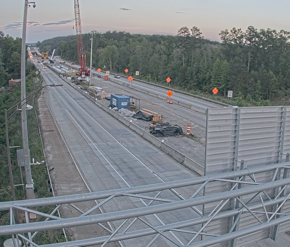I-20 @ Savannah River bridge beam setting closing inside lane EB &amp; WB, weather permitting...

May 10
May 12
May 14
May 21

*WB allowed 8pm-6am
*EB allowed 11pm-7am
 
#infrastructure #Bridge #construction #earthcam