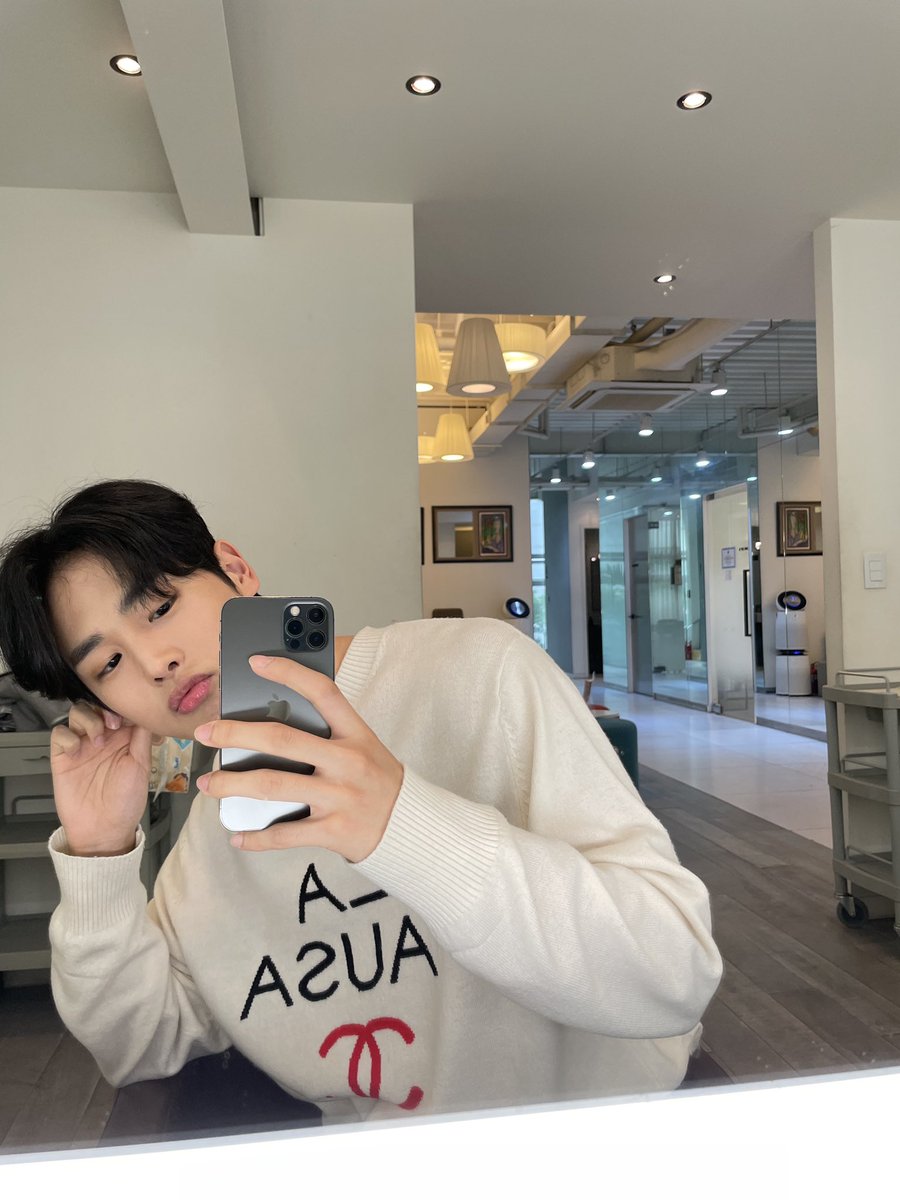 NewWorld_VICTON's tweet photo. [#병찬] 오늘도 즐거웠다~❤️ https://t.co/qHtBJuwRga