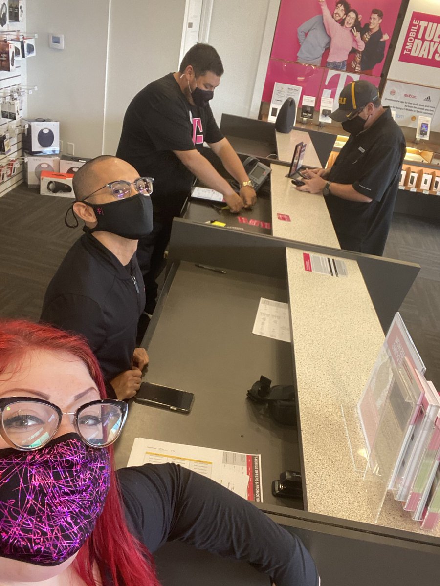 MarenMUA504's tweet photo. @ed_salavarria Happy Magentaversary! I appreciate how open minded you are, how much you try to make everything work for all of us and the support you give! Thank you! #happytday #nolanorth https://t.co/4oXKxDAcpb