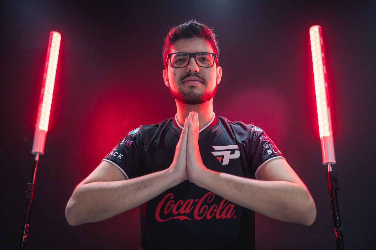 paiNGamingBR's tweet photo. Robs nosso que estais no top
Santificado seja vossa lane
Venha a nós a vossa tris
Seja feita a vossa vontade
Assim na lane quanto no nexus
O barão nosso de cada dia nos dai buff
Perdoai os nossos pickoffs
Não os deixei perder o drag
E livrai-nos do armut
Amém

IRIRIRI https://t.co/ulGBboO6vu