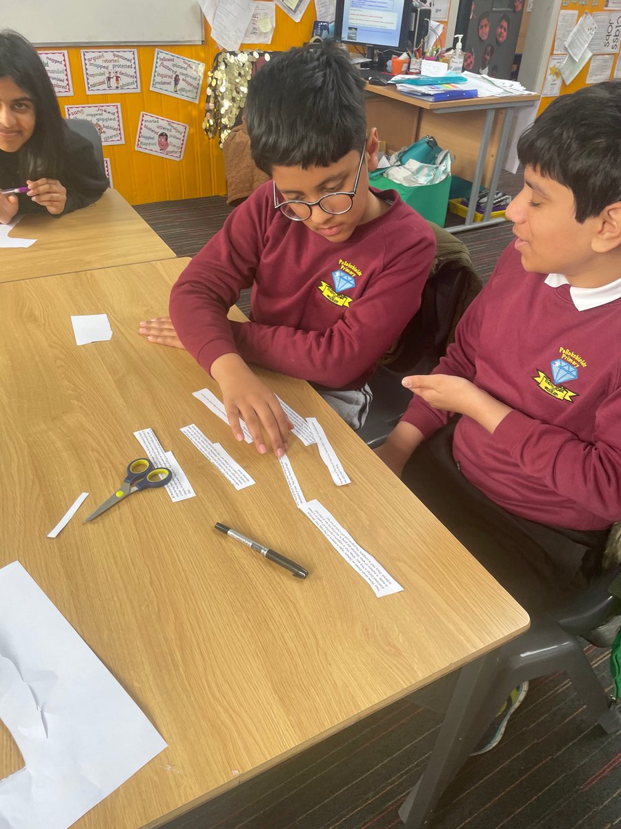 PPSP7B's tweet photo. P7 have been teaching Miss Mitchell all about the special journey of Hajj. Some great teachers in our clsssroom! 😊⭐️ https://t.co/mUdBEh46cC