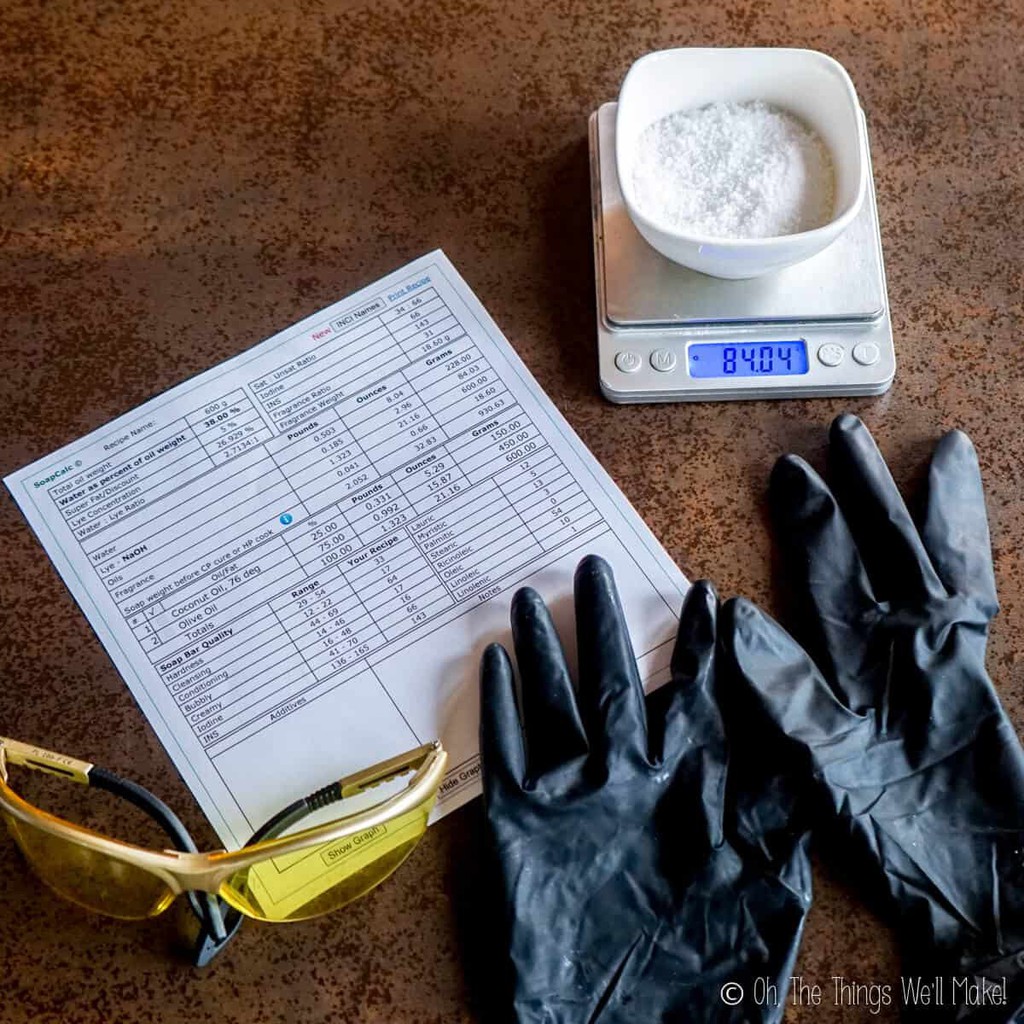 make_oh's tweet image. Altering a soap recipe is nothing like altering a food recipe.

Read the full article: Why and How to Use a Lye Calculator? (And Which Ones are Best?)
▸ lttr.ai/gjGe

#LyeCalculator #soapmaking #SoapRecipe