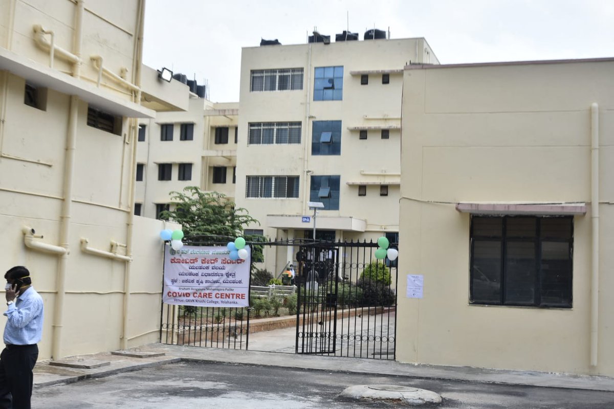 GBAChiefComm's tweet photo. The 380-bed Covid Care Centre at GKVK campus in Yelahanka zone set up for the effective management of Covid has started functioning from today. Inaugurated the CCC along with MLA &amp; Covid in-charge of Yelahanka zone Shri Vishwanath and MLA Shri @krishnabgowda.
#BBMPFIGHTSCOVID19 https://t.co/9gJV6tahtf