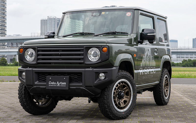 car_watch's tweet image. データシステムオリジナル「ジムニー/シエラ用フロントグリル」 カメラ内蔵タイプをラインアップ car.watch.impress.co.jp/docs/news/1323… #datasystem #suzuki #jimny
