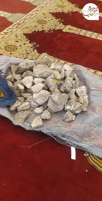 21gunesimm's tweet photo. seccadelerini plastik mermilere karşı zırh yapmaya çalışan ümmet..
 #المسجد_الأقصى                                    
İzlemeye devam iyi seyirler ! https://t.co/KBdEZsZULP