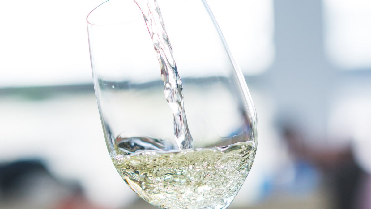 Thinking of applying to the MW study programme? You have until 28 May to complete part one. Apply now: mastersofwine.org/apply #mastersofwine