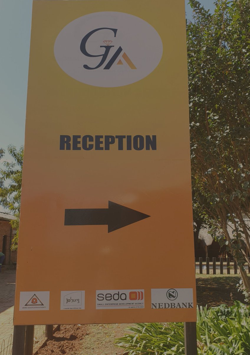 GCoworkspaces's tweet image. We&apos;re getting ready for our very own something amazing. Check out gjacoworkspaces.org for more!

#lenasia #soweto #OrangeFarm #SmallBusinesses #LINK