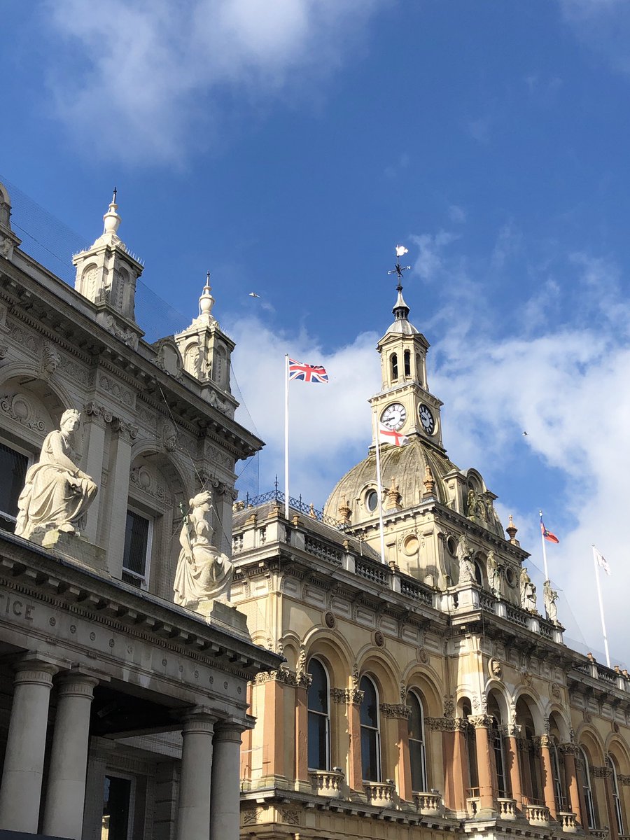 A glorious sunny start to the week in Ipswich, the county-town of Suffolk 🌞 
#ipswich #suffolk
