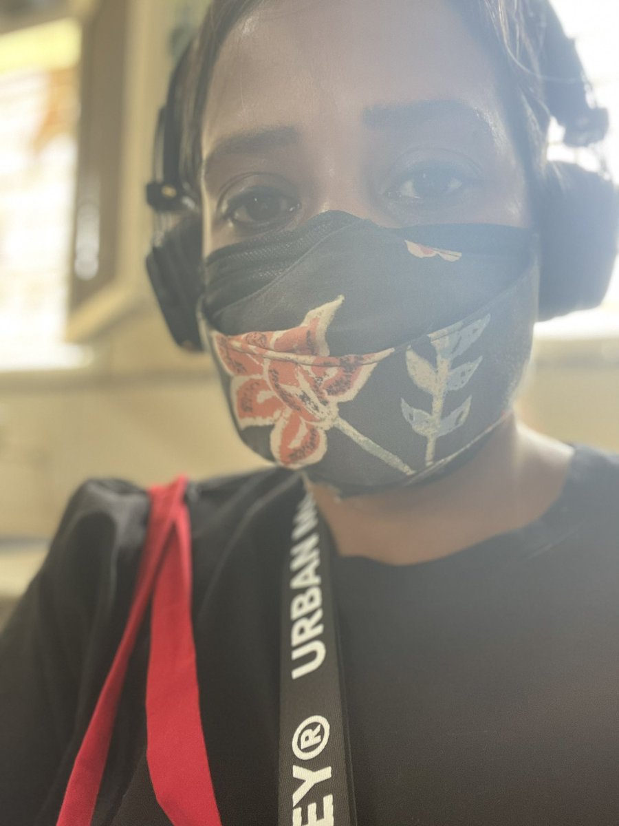 shaaline's tweet photo. I just got vaccinated at a Delhi govt. school. Was apprehensive but Thank you @CMODelhi @AAPDelhi @DelhiVsCorona for the super safe and smooth experience! #letsgetvaccinated https://t.co/qUiNZAhp2o