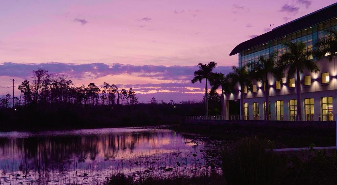 fgcu's tweet photo. Good morning, #FGCU! #sunrise #campus #SWFL https://t.co/kcMcXxDoTh