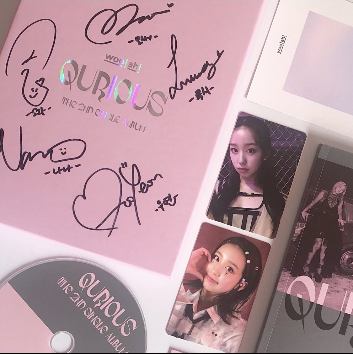 chaeizu's tweet image. #HAPPYWOOAHDAY 
와, 1년이 다 됐네요! 저는 여러분 모두가 이룬 모든 업적이 자랑스럽습니다. 오늘은 좋은 날이에요, 제가 1년 동안 여러분의 음악을 지지하고 즐겼다는 것을 알고 있어요! 🥺