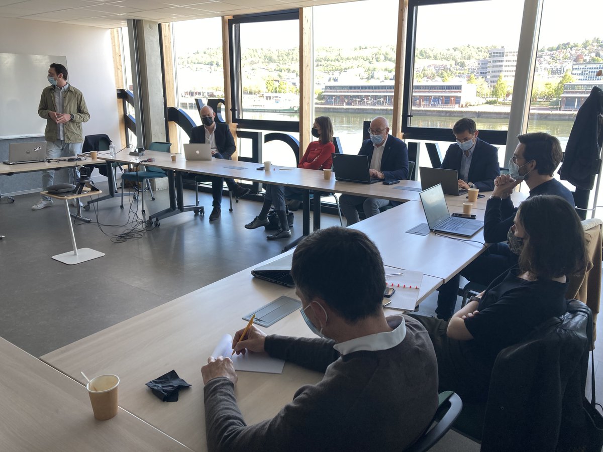 [ 🚀 VIVATECH 2021] Retour sur la 1ère session collective de la délégation #WeAreNormandy pour préparer <a href="/VivaTech/">Viva Technology</a>🧑‍🚀
<a href="/OMindme/">Open Mind Neurotechnologies</a>, <a href="/samdoc_fr/">Samdoc Medical Technologies</a>, <a href="/ProtectEcran/">ProtectEcran</a>, #forlabs, <a href="/tinycoaching/">tinycoaching</a>, <a href="/Colibri_Dpo/">Colibri DPO</a>, <a href="/JellyBot8/">JellyBot</a>, <a href="/hoopopapp/">hoopop</a>, #NGEConnect , <a href="/securkeys/">SecurKeys</a>, <a href="/Weem_innovation/">Weem</a> &amp; <a href="/watiz_startup/">Watiz</a>