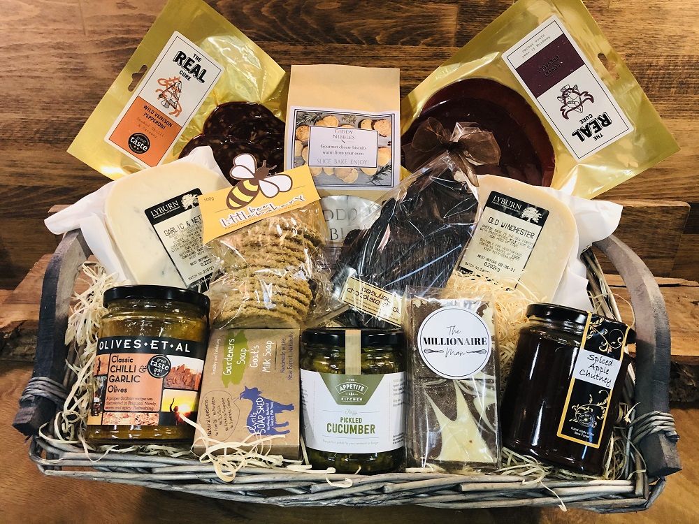 Hampshire Fare (@hampshirefare) on Twitter photo Here's a great way to say thanks Dad! Win a #FathersDay Hamper <a href="/NFhampercompany/">New Forest Hamper Co</a> packed with #Hampshire goodies. Big thanks <a href="/trethowansllp/">Trethowans</a> for generously funding this competition which closes 11 June (to allow for delivery) enter: bit.ly/3vQyHvt Here's a great way to say thanks Dad! Win a #FathersDay Hamper <a href="/NFhampercompany/">New Forest Hamper Co</a> packed with #Hampshire goodies. Big thanks <a href="/trethowansllp/">Trethowans</a> for generously funding this competition which closes 11 June (to allow for delivery) enter: bit.ly/3vQyHvt