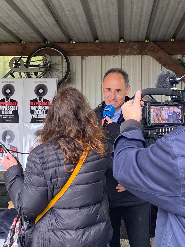 AEGRW's tweet photo. #Glyphosate : rien n’est joué. Les positions de la France, de l’Allemagne et de la Pologne seront déterminantes. Les agriculteurs veulent continuer à l’utiliser pour éviter une aberration écologique. https://t.co/VGnskzTDhD