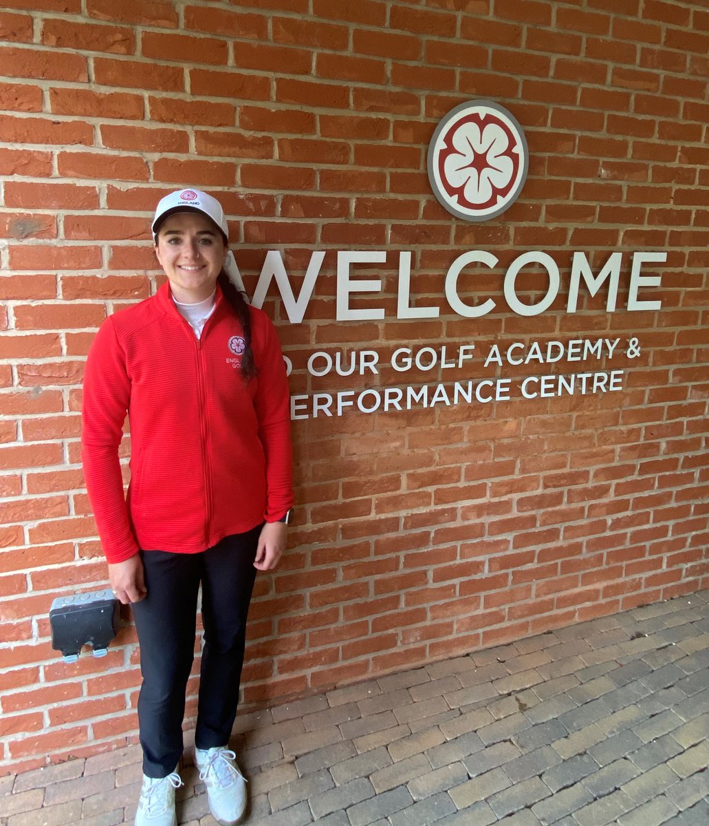 Congratulations to @EmmaCharlotte97 winner of the Women & Girls’ Invitational @woodhallspagolf this weekend. The @stonehamgc player fought off the challenge from 7 England team-mates to top the leaderboard - look out for a special feature on this in the next podcast.