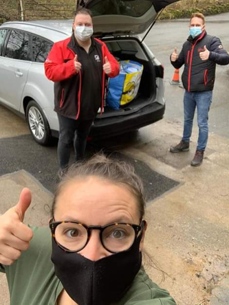 GMCAdigital's tweet photo. 📣 The roll out of full fibre includes a number of social value investments, like in Bury, where @vmbusiness staff have been delivering white goods, children’s clothing and other items to @BuryCouncil residents.

Read more ➡ https://t.co/0mR9z2SavU #DoingDigitalDifferently https://t.co/SieOhn4AN5