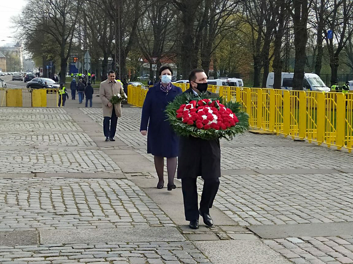 BelEmbassyLV's tweet photo. С Днём Победы!
Мирного неба над головой и уверенности в завтрашнем дне!
Вечная память и слава героям Великой Отечественной войны!
#Победа76 #ВОВ80 #ВОВ https://t.co/lenqHpHfXf