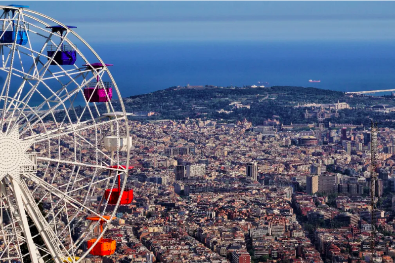 ChambreBCN's tweet photo. @BarcelonaGlobal, con el apoyo de @BancSabadell, acaba de lanzar la 5ª edición del #TalentMonitor, la encuesta dedicada a conocer los talentos internacionales que han decidido trabajar, vivir, invertir, crear y emprender en #Barcelona. 
Encuesta👉 https://t.co/XxaEMDlK8i https://t.co/tOFK0IIYTk