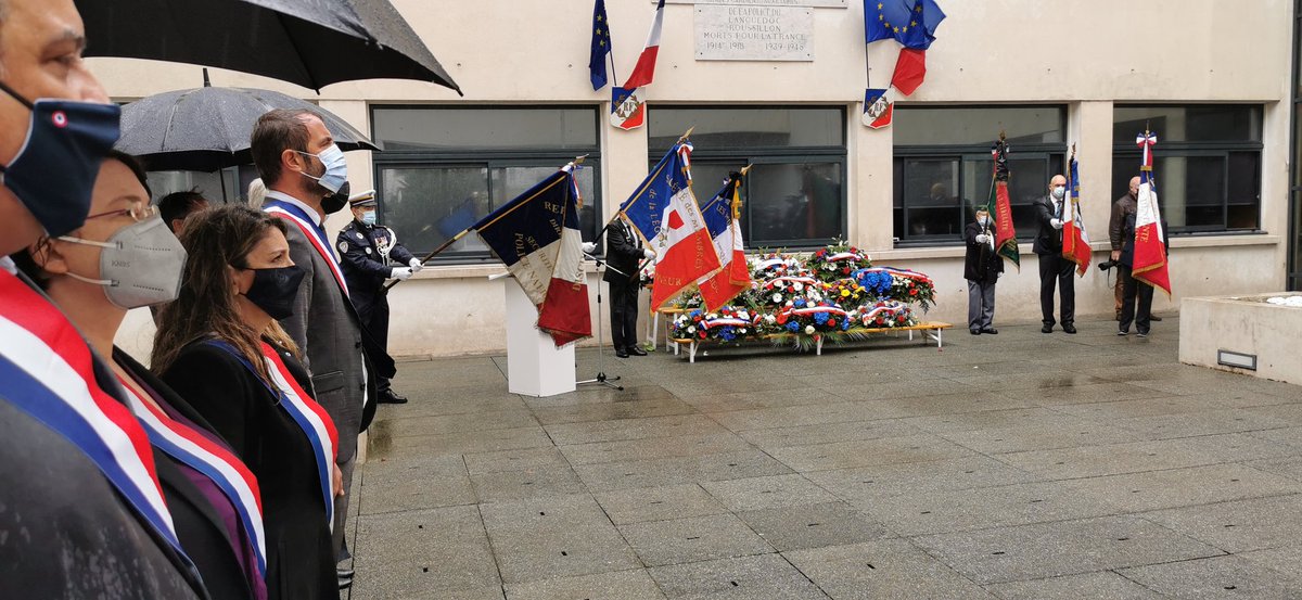 LegionHonneur34's tweet photo. Cérémonie d'hommage aux policiers morts en fonction au cours de l'année @PoliceNat34 avec la participation des ordres nationaux @LegionHonneur34 #ANMONM34 @montpellier_ @VilleDeBeziers @VillePerols @Prefet34 @Senat @AssembleeNat @ANOPEX1 https://t.co/Hp1ckmIROy