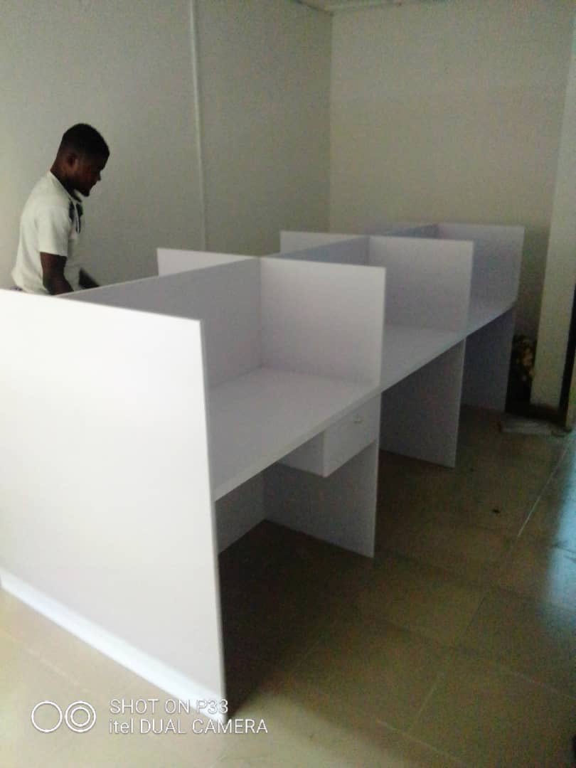 BFunitures's tweet photo. 6seater Office workstation with mobile drawers;
Available in different sizes and colors.
Delivery nationwide 
Dm/call watsapp 08025972063/08102484544
#exquisiteaffodability https://t.co/ruksQhLzRp