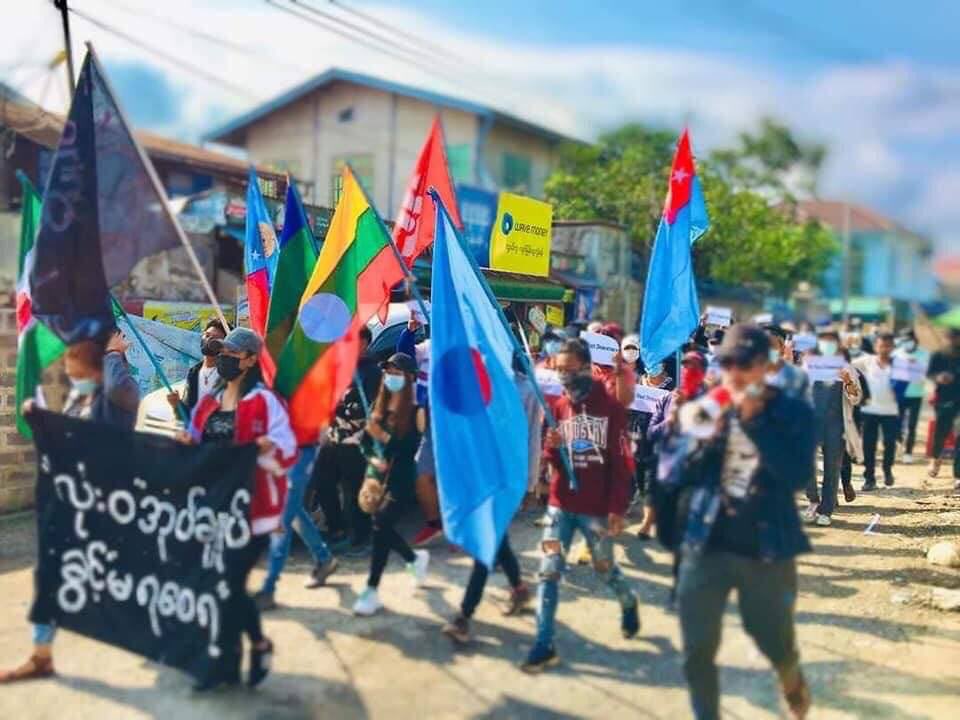 KhinThitsa's tweet photo. The pro-democracy movements with an increased thirst for justice can be seen across Myanmar everyday. Random pics of protests from various parts of the country today.
#May10Coup 
#WhatsHappeningInMyanmar https://t.co/fC8AtlLg2L