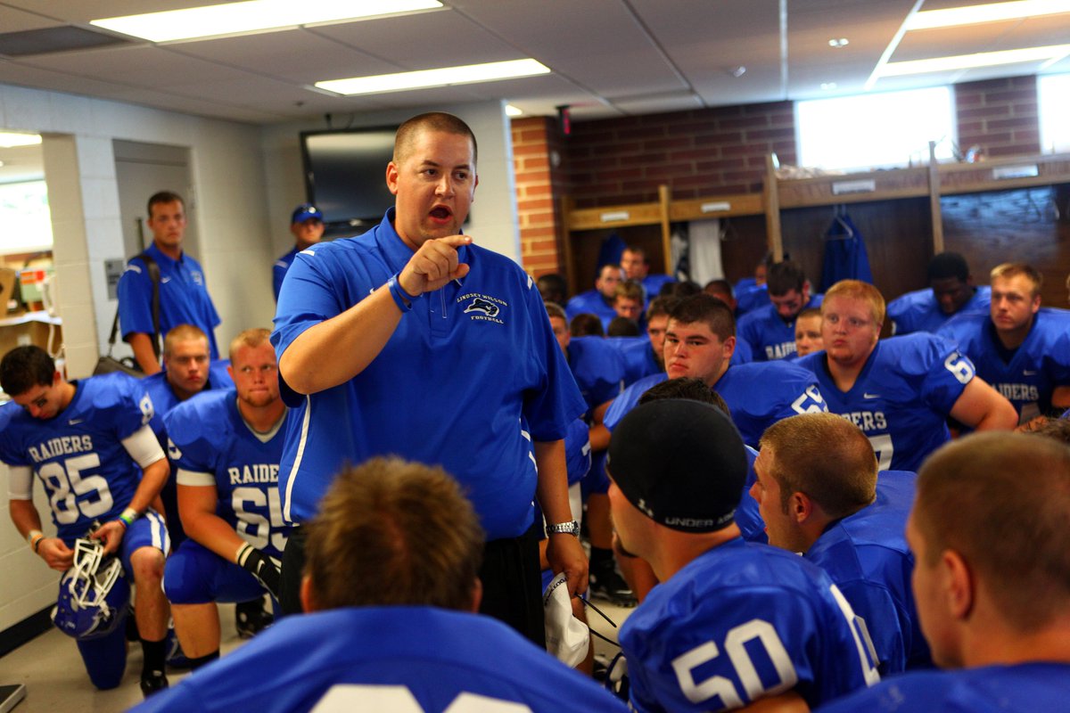 DuaneBonifer's tweet photo. It's been 3,901 days since @LindseyWilson resurrected @LWC_Football after a 75-year hiatus. LWC will play tonight in Grambling, LA, for program's first #NAIAFootball title. (Game will be on #ESPN3.) Congrats to @LWCAthletics and good luck! @NAIA https://t.co/qBXTwTYPYi