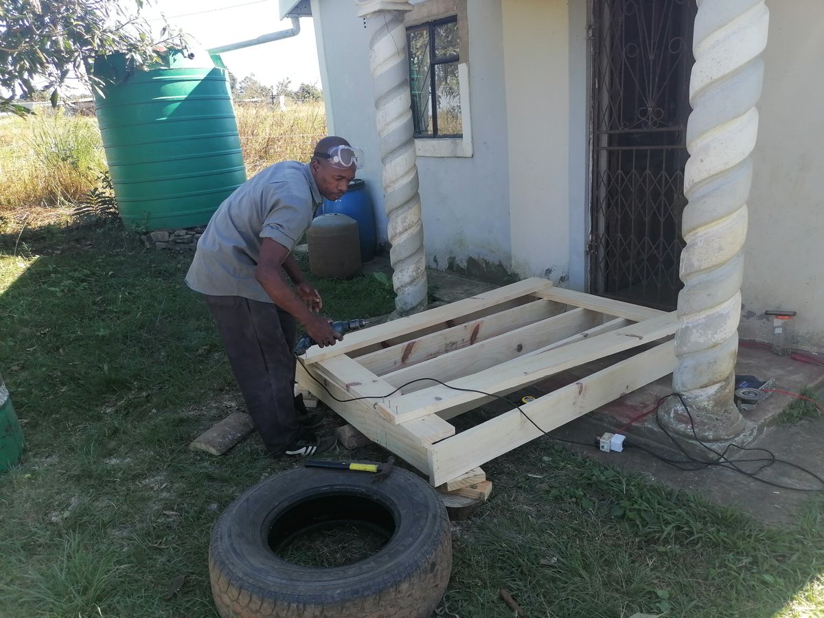 NovulakuvaliweL's tweet photo. ...work in progress...
#buildingbookshelves https://t.co/1BqVIJbD5L