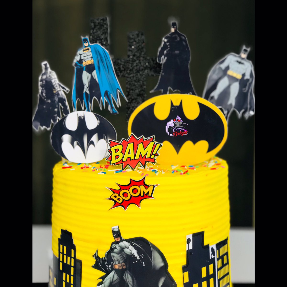 Yur_FavBaker's tweet photo. These armed men are enough to solve insecurity issue in Nigeria🥰🥰 But Mr President is yet to comply🌝🌝
.
We are available, Pls patronise us and RETWEET people🙏🏼❤️
.
WhatsApp/call 07080217802
#cake #birthdaycake #cakesinlagos #childrenscake #cakevendorsinlagos https://t.co/dzqdiZzAwP