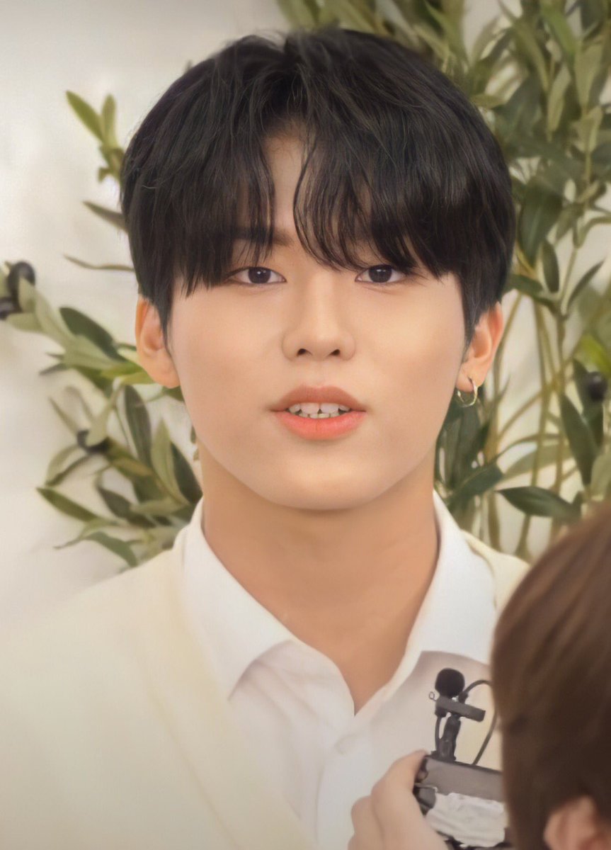 ًjeongwoo pics (@pjwedits) on Twitter photo 